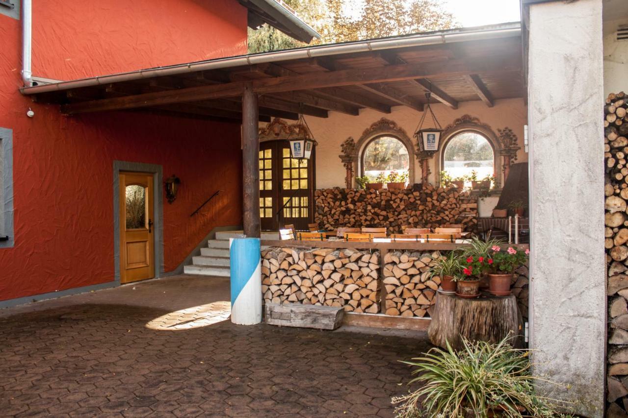 Landgasthof Zur Quelle Gasthof 2*